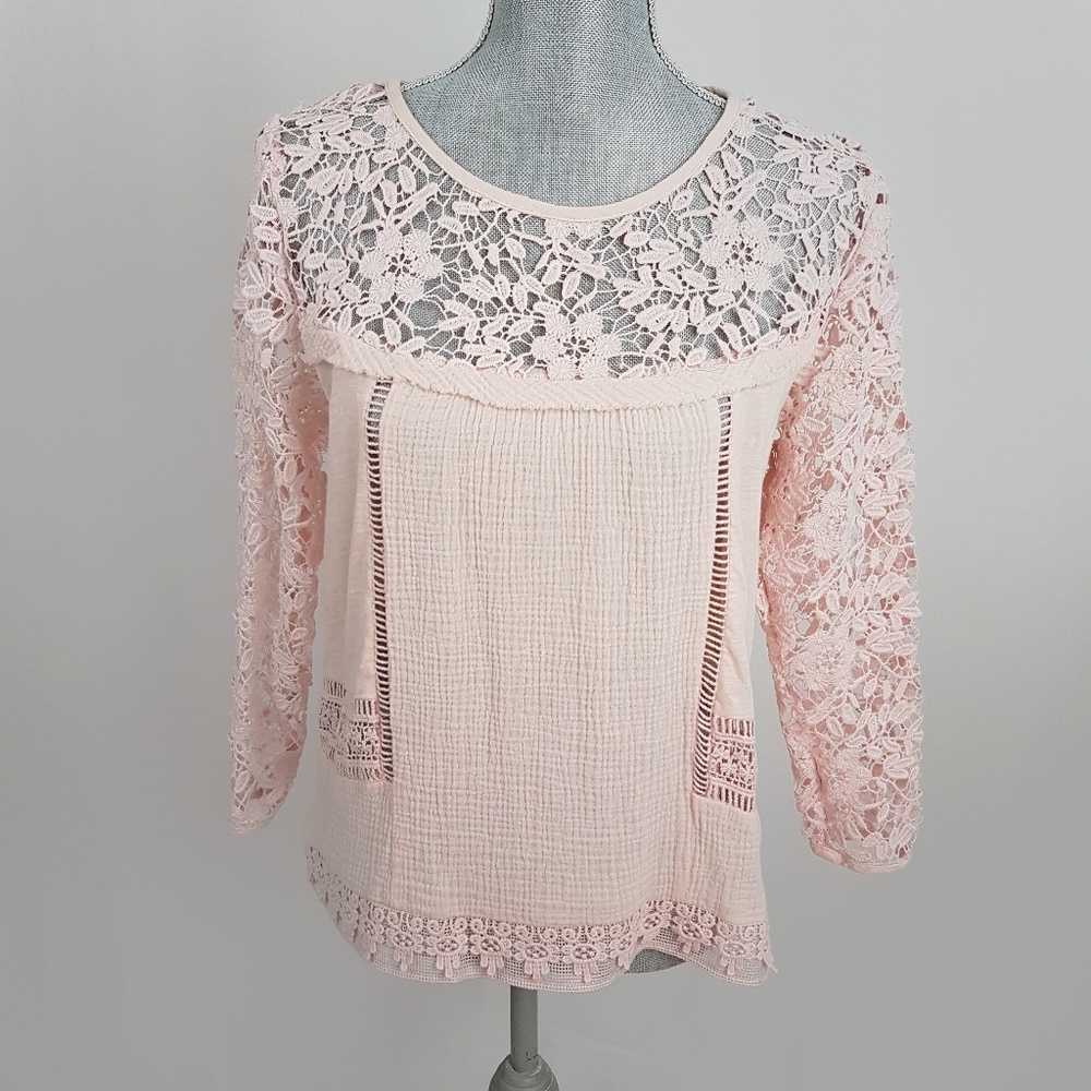 Guest Editor Pink Lace Top Long Sleeve Size S